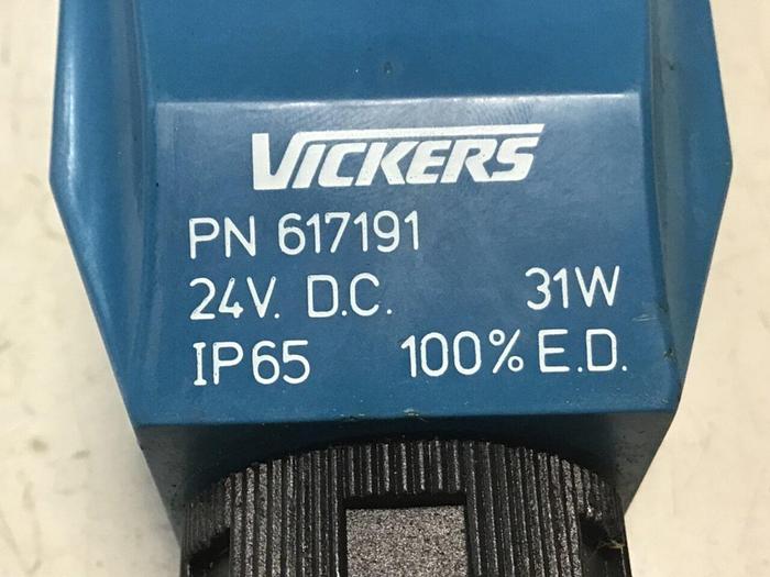 Used VICKERS Valve DG4V32AMUH730 #137503