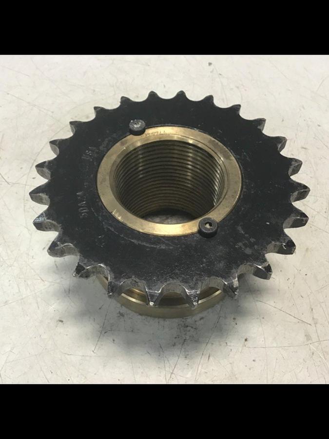 Used CINCINNATI MILACRON Die Height /Adjustable Tie Bar Nut 5035744 Used