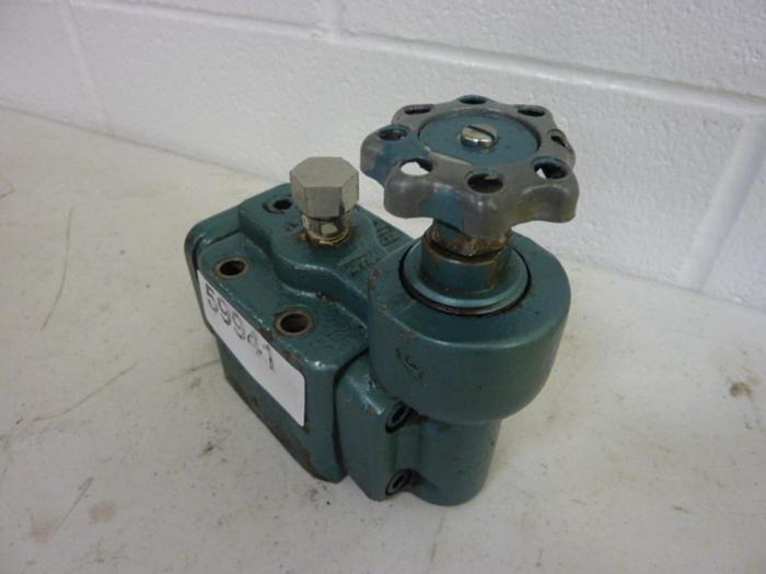 Used SPERRY VICKERS Reducing Valve XGL03B10 #59941