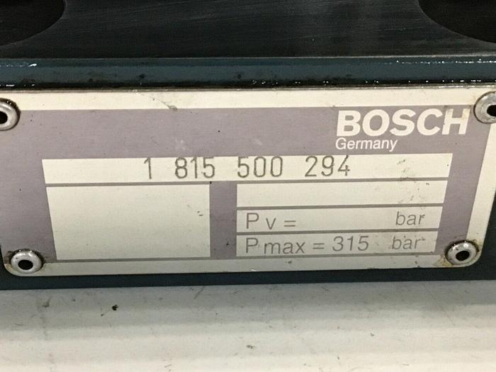 Used BOSCH Valve 9810231438 081WV06P1V1012WS024/00D51 USED