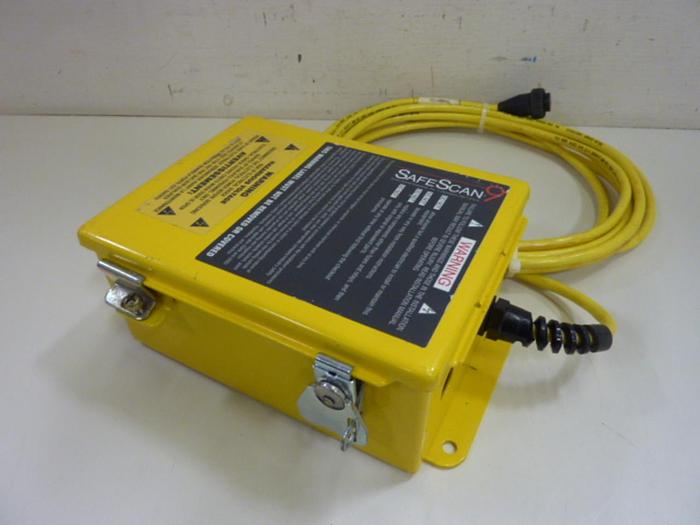 Used DOLAN JENNER Light Curtain Controller SS930-10000 #60435