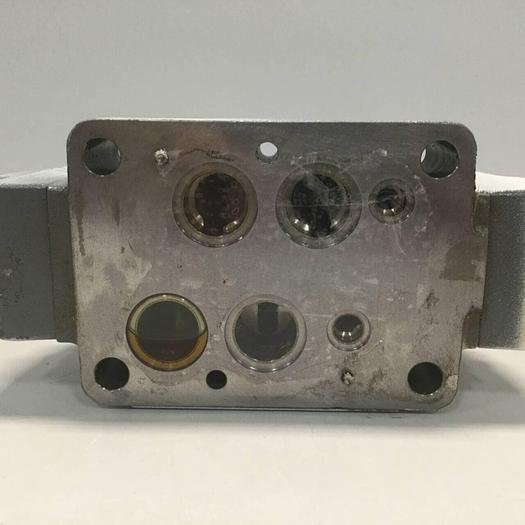 Used TOKIMEC VICKERS Directional Control Valve DG5V-7-2C-E-P7-H-80-JA743 #95282