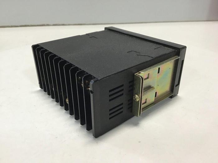 Used BARBER COLMAN Temp Control Module MBET-02200-000-2-00 USED