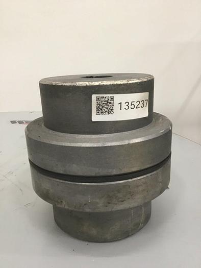 Used MAGNALOY COUPLINGS Coupling 700 / COUPLING #135237