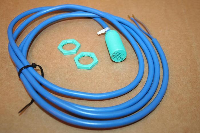 PEPPERL & FUCHS Micro Switch 008666 New