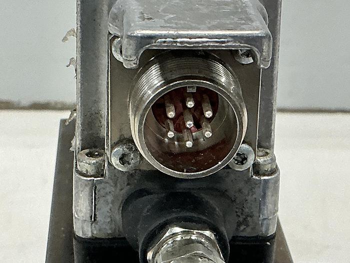 Used BOSCH 0 811 404 551