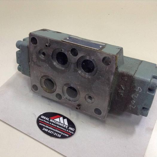 Used YUKEN Directional Valve DHG-06-3C70-E-5058 #74177