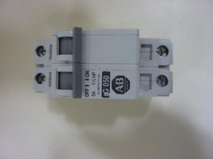 Used ALLEN BRADLEY 5 Amp Circuit Breaker 1492-CB2/G050 SER C #46995