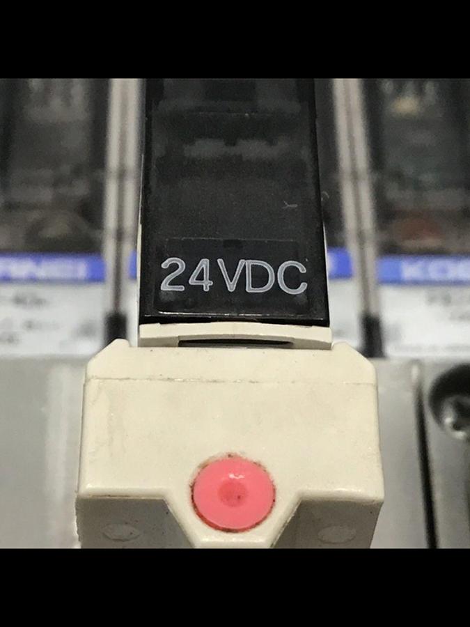 Used KOGANEI Manifold w/ Valves PBM5P-9W Used