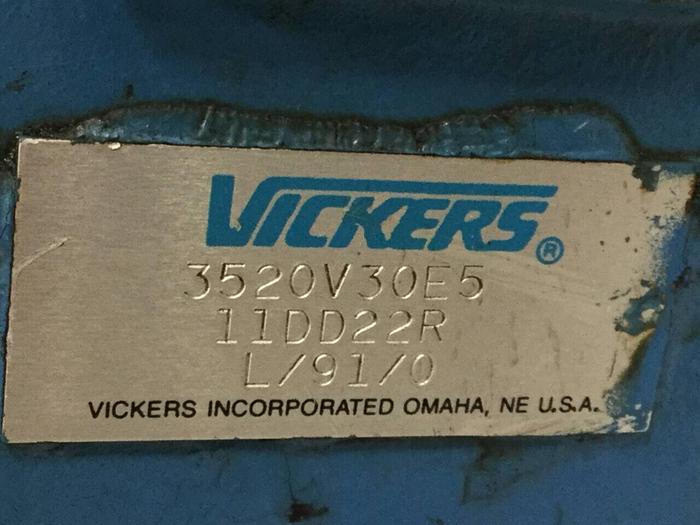 Used VICKERS Pump 3520V30E511DD22R #99854