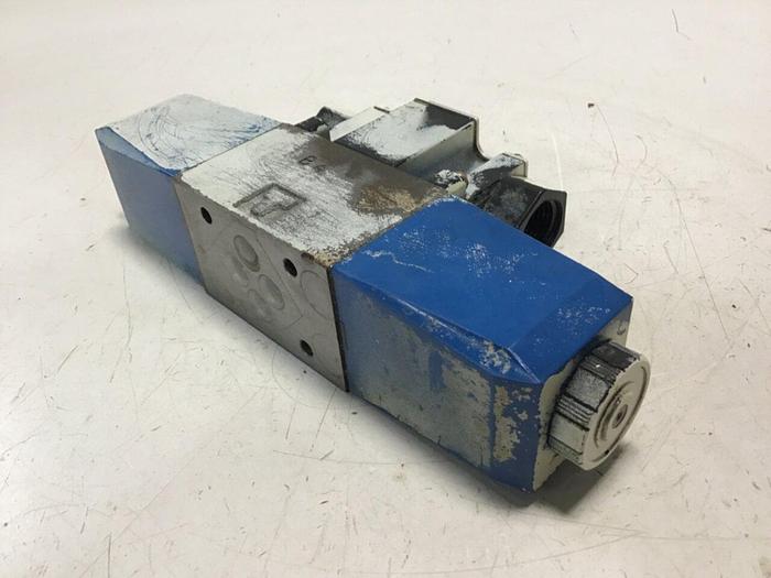 Used VICKERS Valve DG5V-7-3C-7T-P7-H-80-JA289 #130506