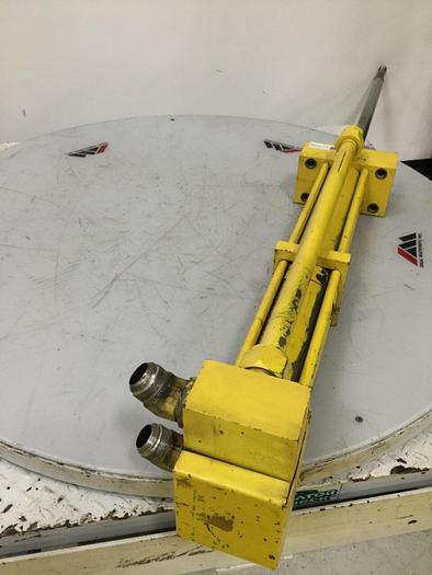 Used PARKER Clamp Cylinder 02.75 CJJ2HTS13A 26.438 Used