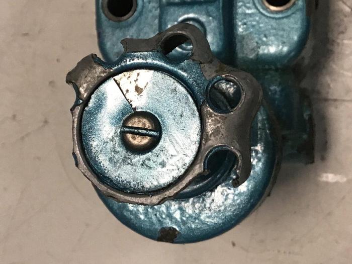 Used SPERRY VICKERS Reducing Valve XGL03B10 USED