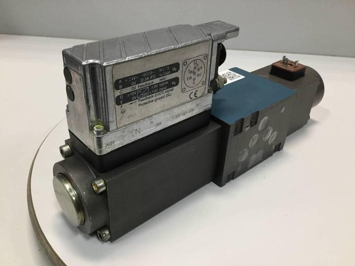 Used BOSCH SERVO Proportional Valve 0 811 404 775 USED
