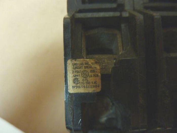 Used GENERAL ELECTRIC / GE 20 Amp Circuit Breaker THQC220 #31375