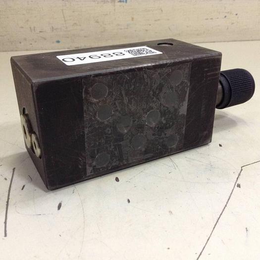 Used VICKERS Pressure Reducing Valve DGMX25PPFHS30 #97667