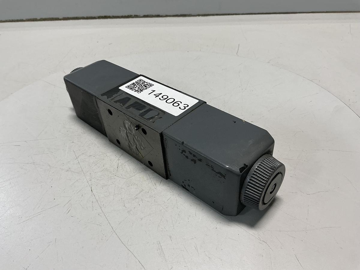 Used VICKERS DG4V-3-2AL-M-U-HL7-60