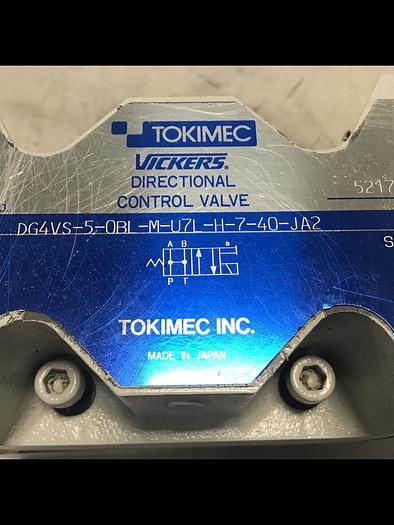 Used VICKERS DG4VS-5-0BI-M-U7L-H-7-40-JA2 Directional Control Valve Used #143685