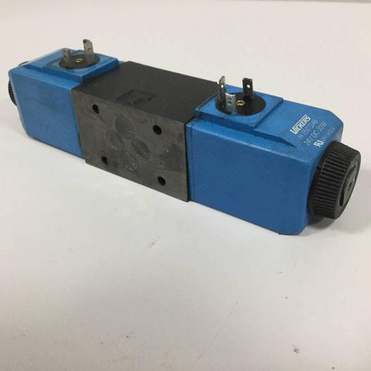 Used VICKERS Valve DG4V-3S-33C-M-U-H5-60 #90545