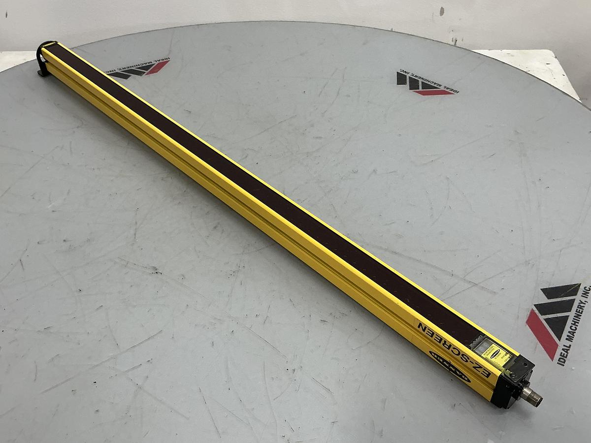 Used BANNER ENGINEERING SLSR30-900Q8