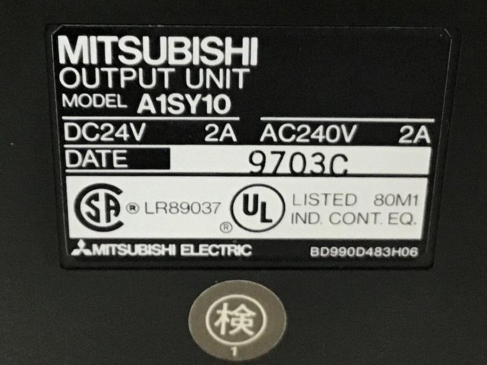 Used MITSUBISHI Output Module A1SY10 #125189