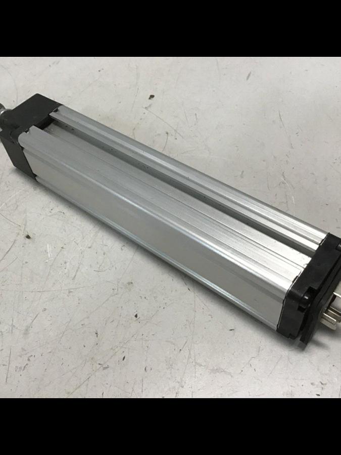 Used NOVOTECHNIK Linear Transducer LWH0100 Used