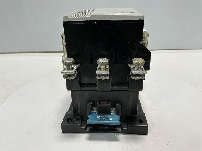 Used ALLEN BRADLEY 100-B110N*3