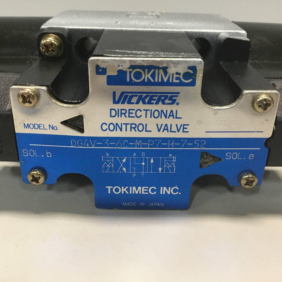 Used TOKIMEC Directional Control Valve DG4V-3-6C-M-P7-H-7-52 USED