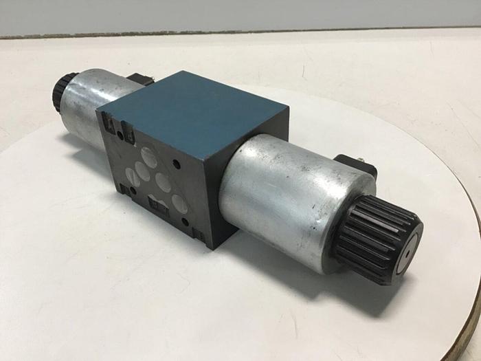 Used BOSCH Valve 0 810 001 702 Used