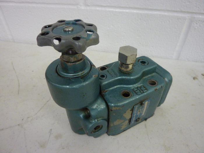 Used SPERRY VICKERS Reducing Valve XGL03B10 #59941