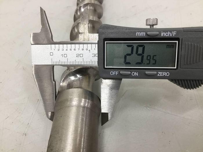 Used VAN DORN 30 mm Feed Screw F/S VAND 30 MM #92629