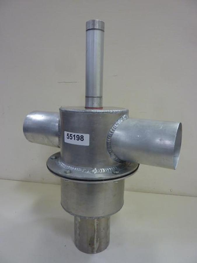 Used NOVATEC Station / Tee Valve 4IN ST VLV USED