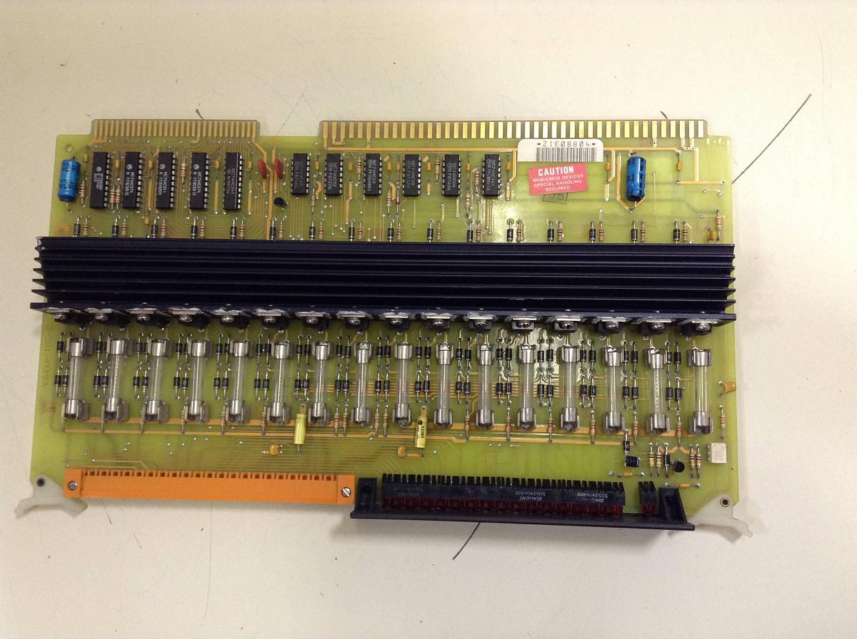Used CINCINNATI MILACRON I/O Board 3-531-4479A Used