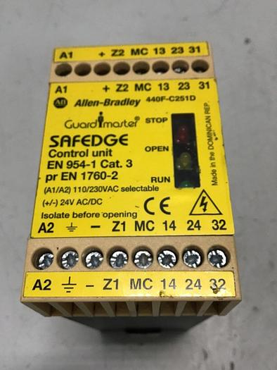 Used ALLEN BRADLEY Safedge Control Unit 440F-C251D #134237