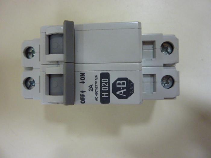 Used ALLEN BRADLEY 2 Amp Circuit Breaker 1492-CB2/H020 SER C #52180