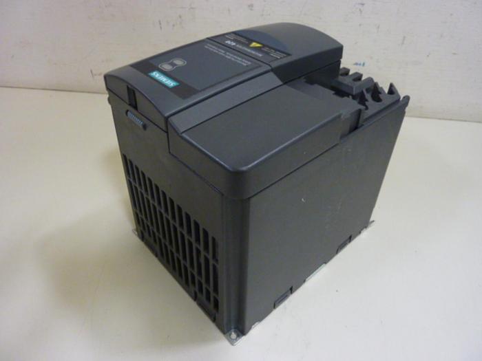 Used SIEMENS Controller 6SE6 420-2UD22-2BA0 #63536