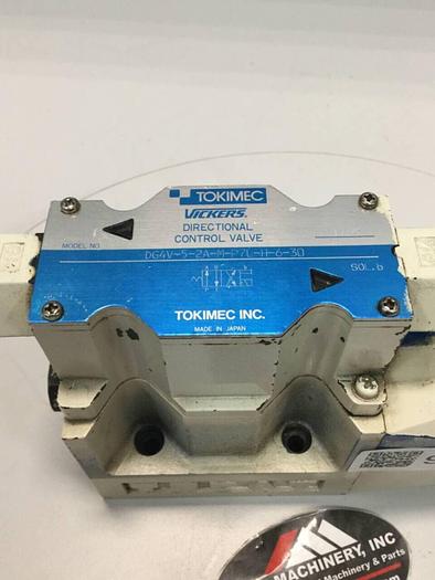 Used VICKERS Valve DG4V-5-2A-M-P7L-H-6-30 Used