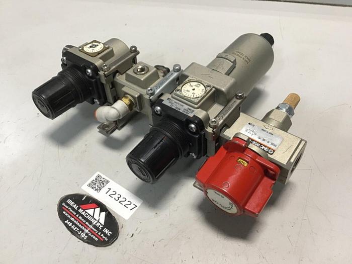 Used SMC Filter Regulator AW40-N04E-2Z #123227