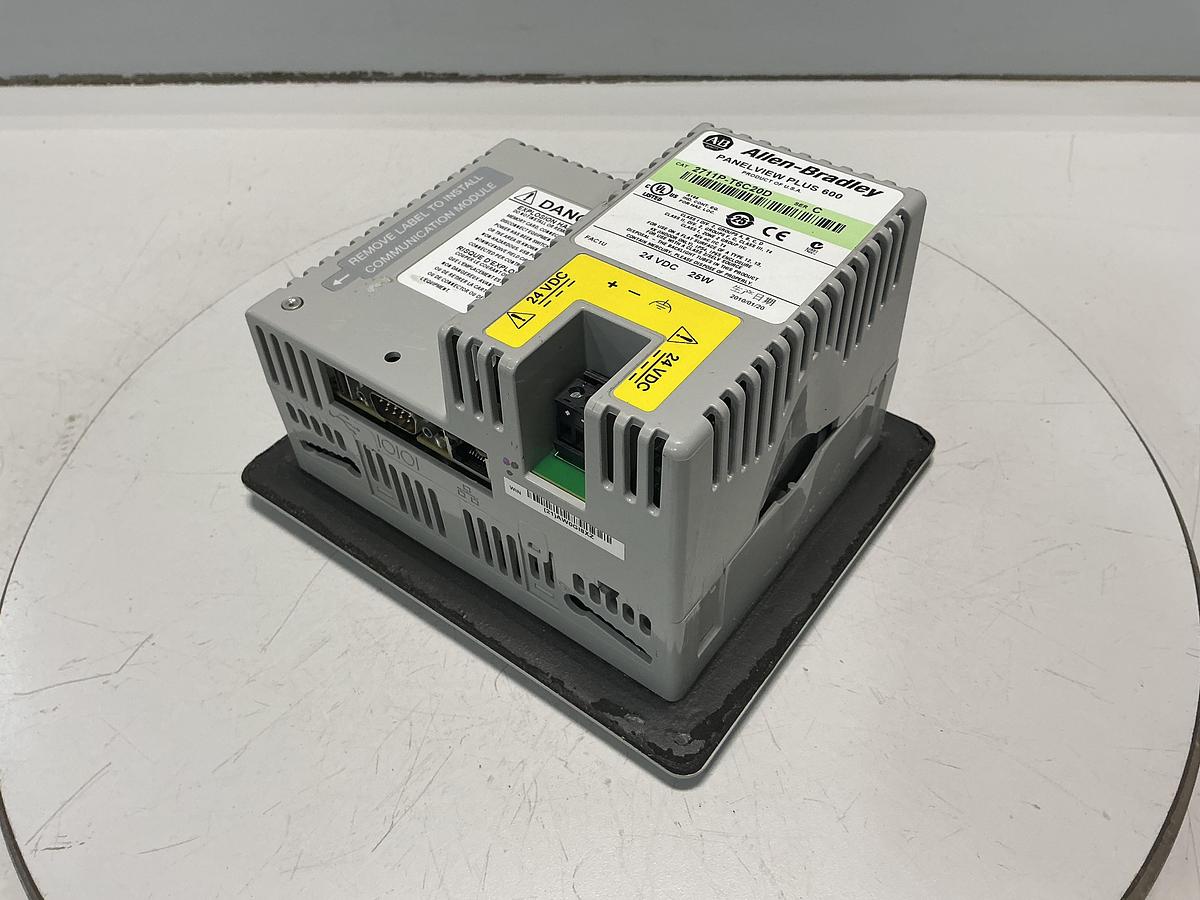 Used ALLEN BRADLEY 2711P-T6C20D