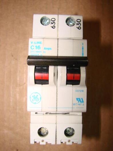 Used GENERAL ELECTRIC / GE 16 Amp Circuit Breaker V07216 #64217