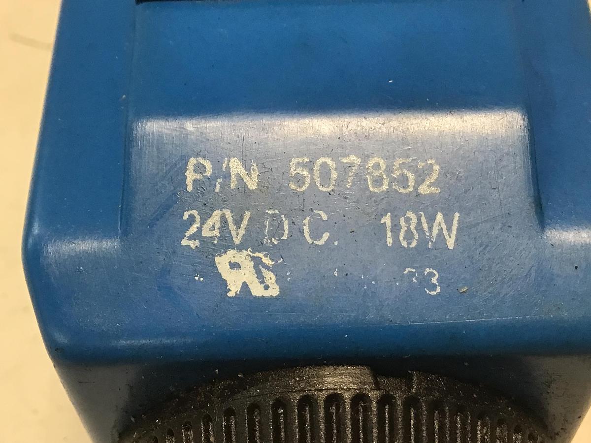 Used VICKERS Directional Hydraulic Valve DG4V322AMUHL760 Used