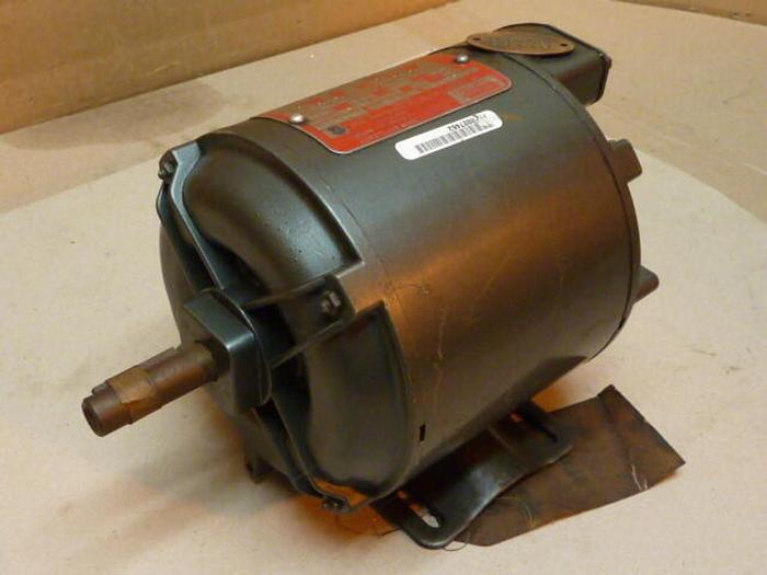 Used LINCOLN ELECTRIC 1/4 HP AC Motor D-2J7727 Used