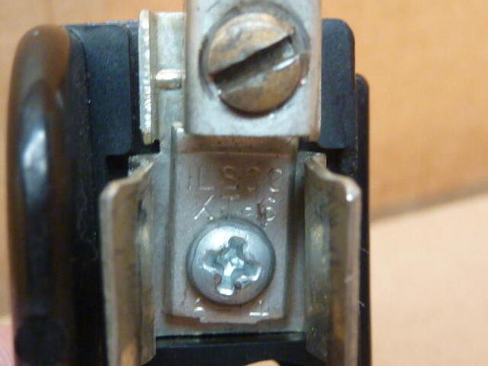 Used TAYLOR 30 Amp Fuse Block 20300 #32972