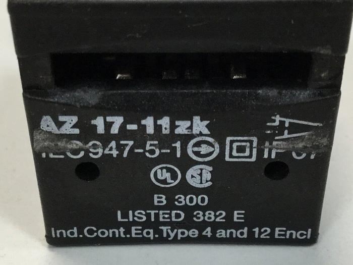 Used SCHMERSAL Safety Interlock Switch AZ 17-11ZK #103743