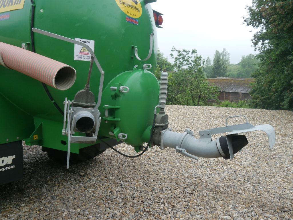 Used Conor 3000T Tanker
