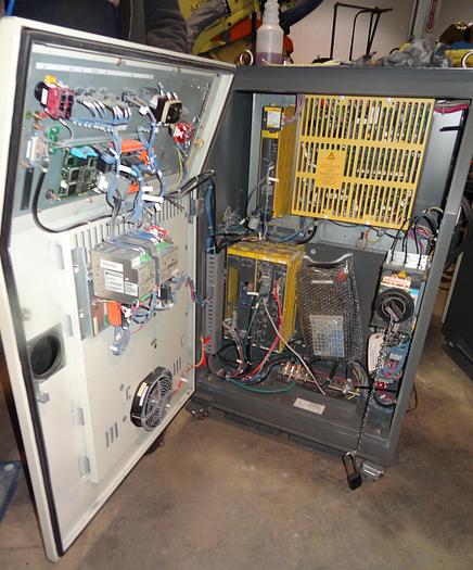 Used FANUC ARCMATE 120iC/10L 6 AXIS CNC MIG WELDING ROBOT WITH R30iA CONTROLLER