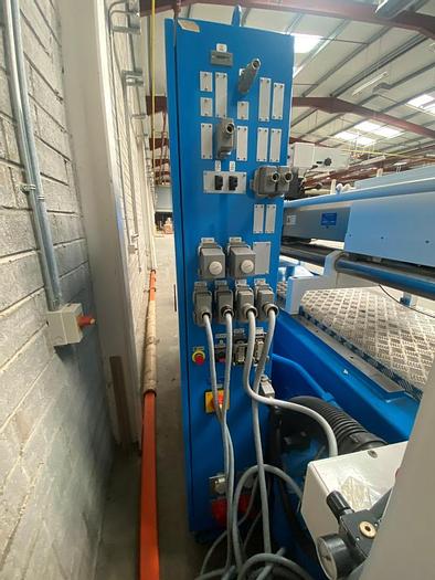 Used 2000 Netstal Synergy S-1750-900 Moulding Machine