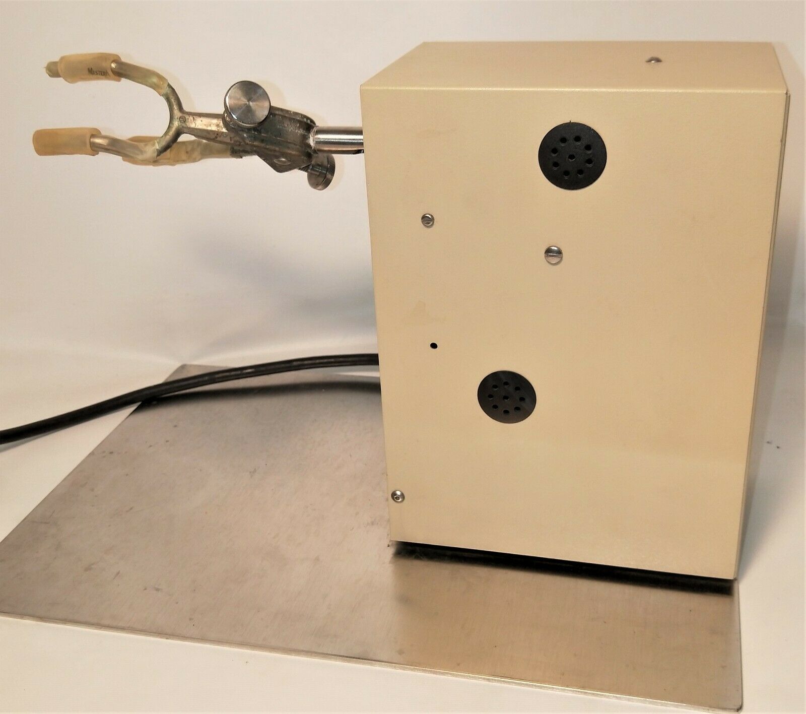 Used Millipore MilliGen 504 Fixed-Speed Wrist-Action Shaker