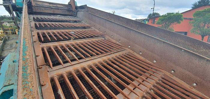 Used Powerscreen Warrior 1800 tracked scalping screen