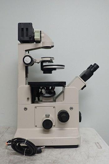 Used Nikon Diaphot Inverted Microscope with 4 Objectives HMC20 LWD 0.4NA 160/0-2